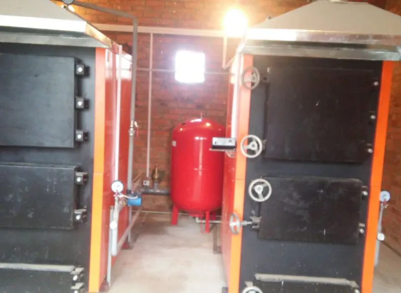The employees of PJSC "Barskyi mashinobudovny zavod" carried out work on the removal of the boiler rooms of the ZOSH of the Bershad district from the basement premises — Photo 2